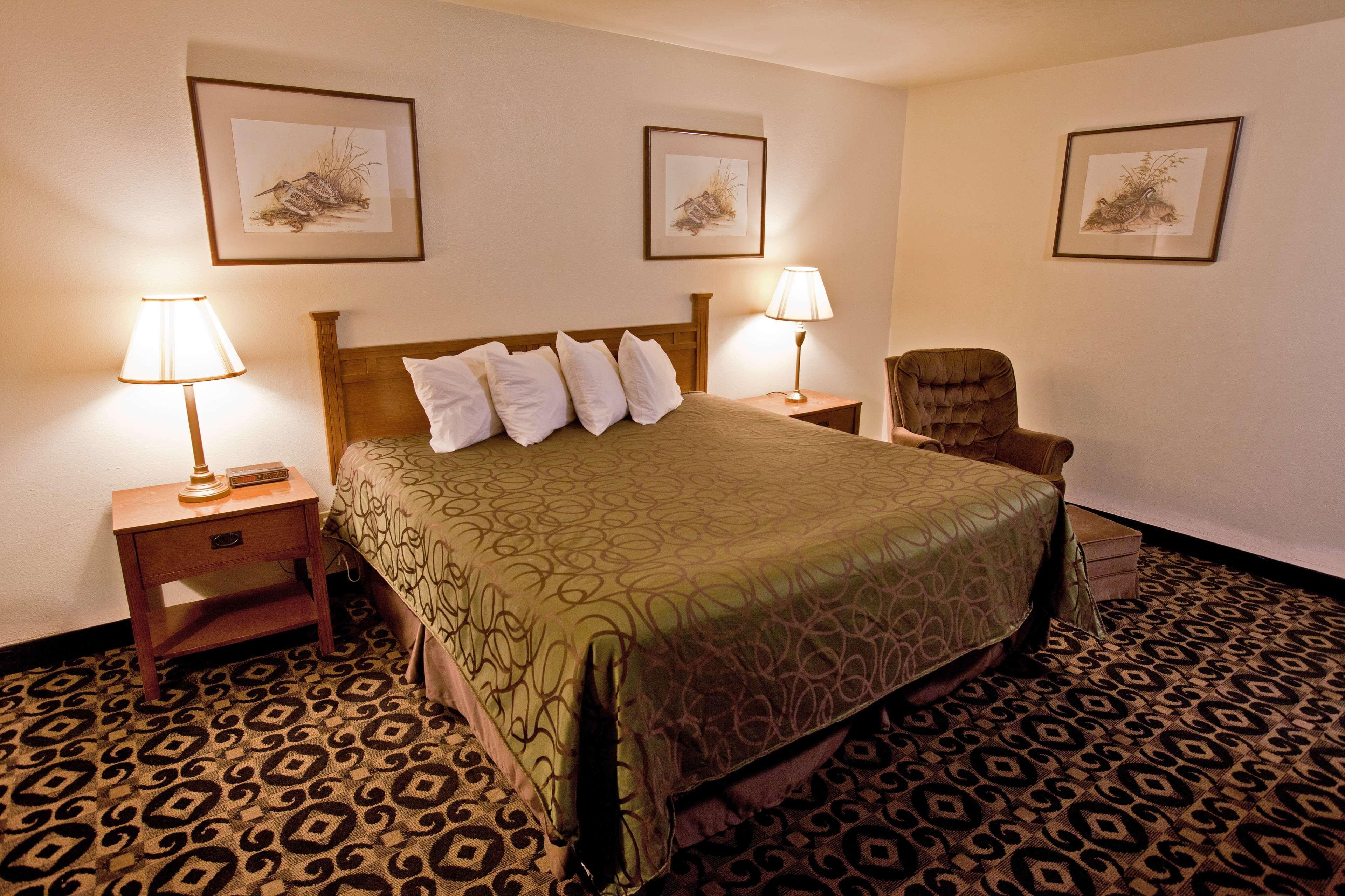 Americas Best Value Inn Roosevelt/Ballard Exteriér fotografie